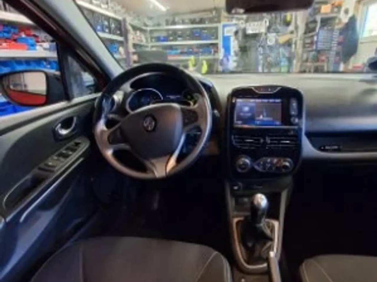 Billede 2 - Renault Clio 0,9 Sport Tourer