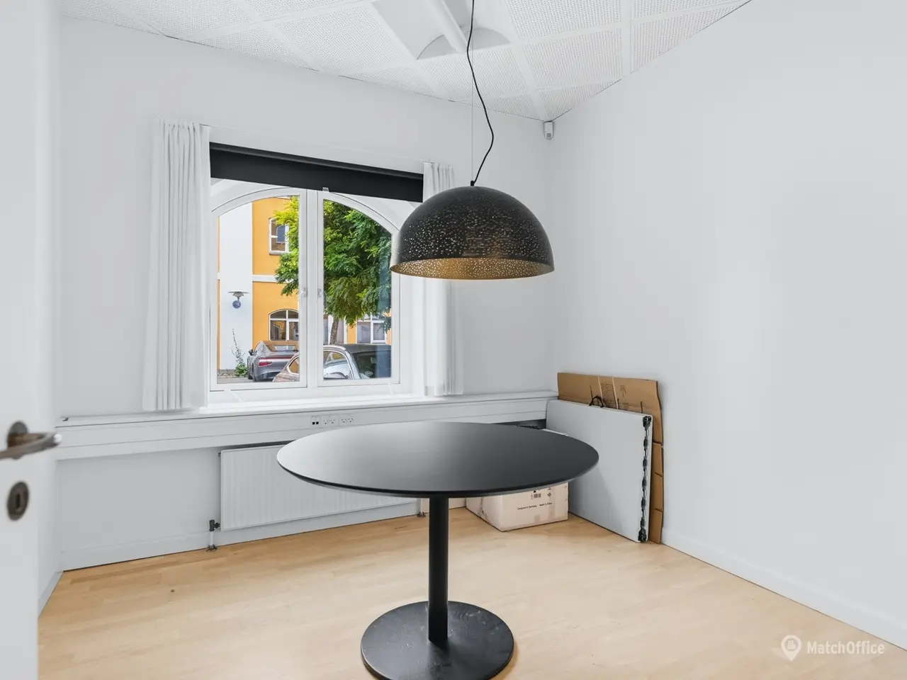 Billede 5 - Lyst kontorlejemål i stueplan