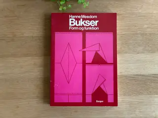Bukser - Form og funktion af Hanne Meedom
