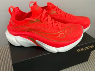 Saucony Endorphin Elite 3