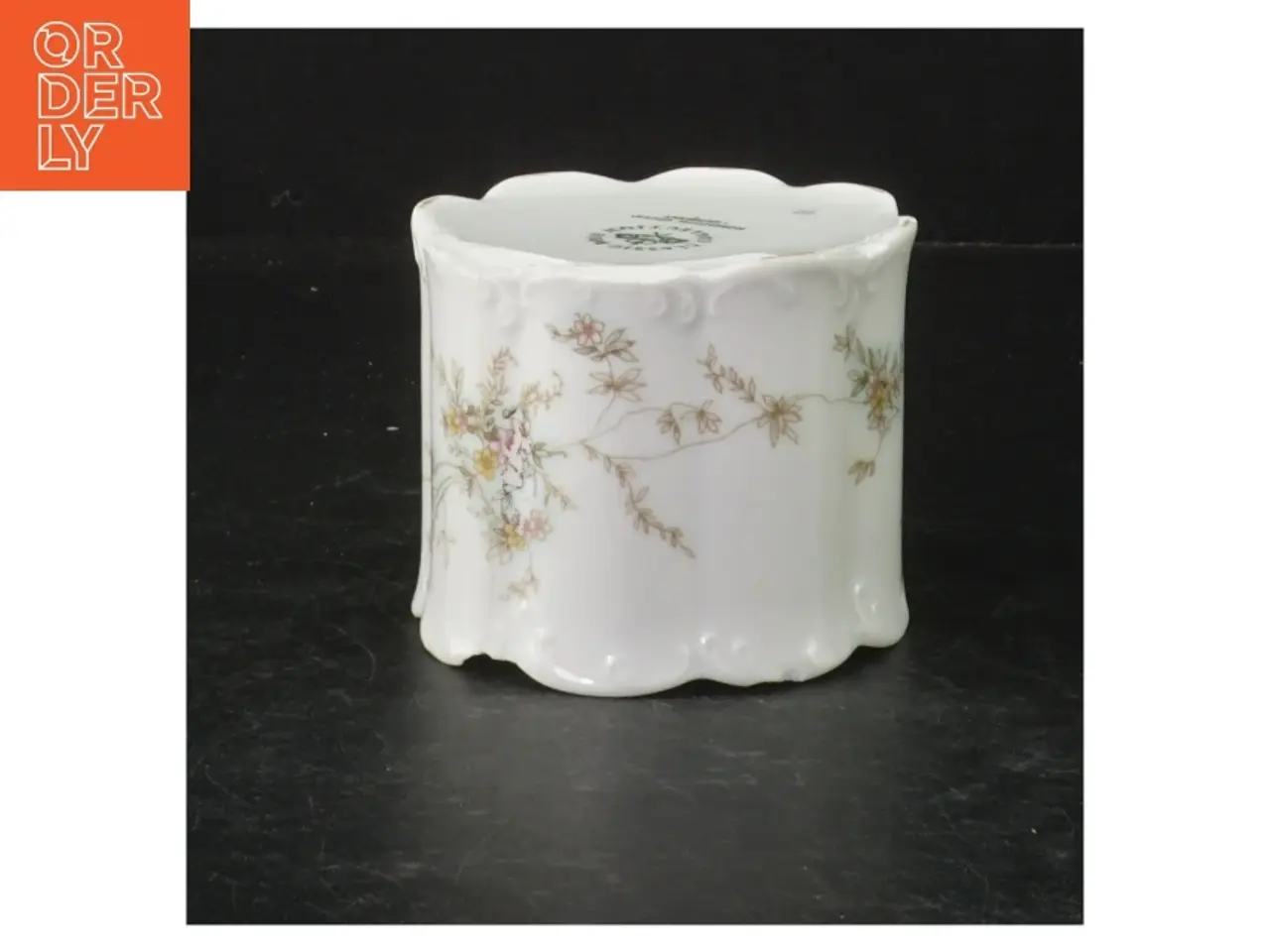 Billede 3 - Rosenthal Classic Rose porcelænsvase fra Rosenthal (str. Ø. 9,5 cm. længde, 8 cm)