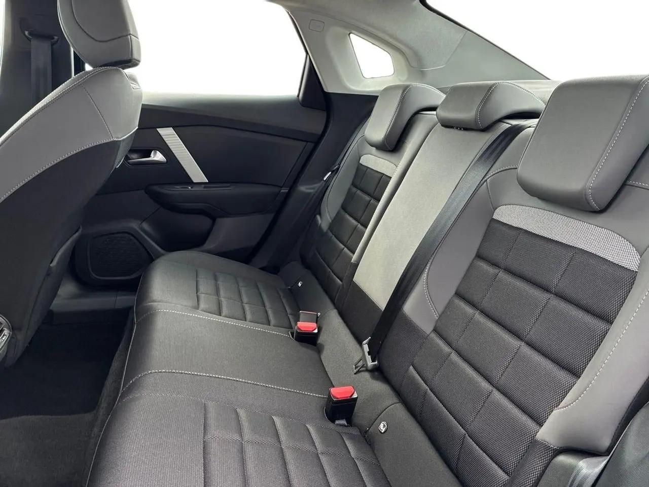 Billede 10 - Citroën ë-C4 X 54 Plus