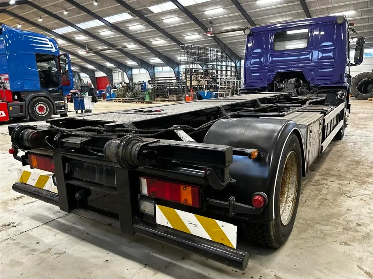 Billede 2 - Scania 93 M - KUN 85.000 km