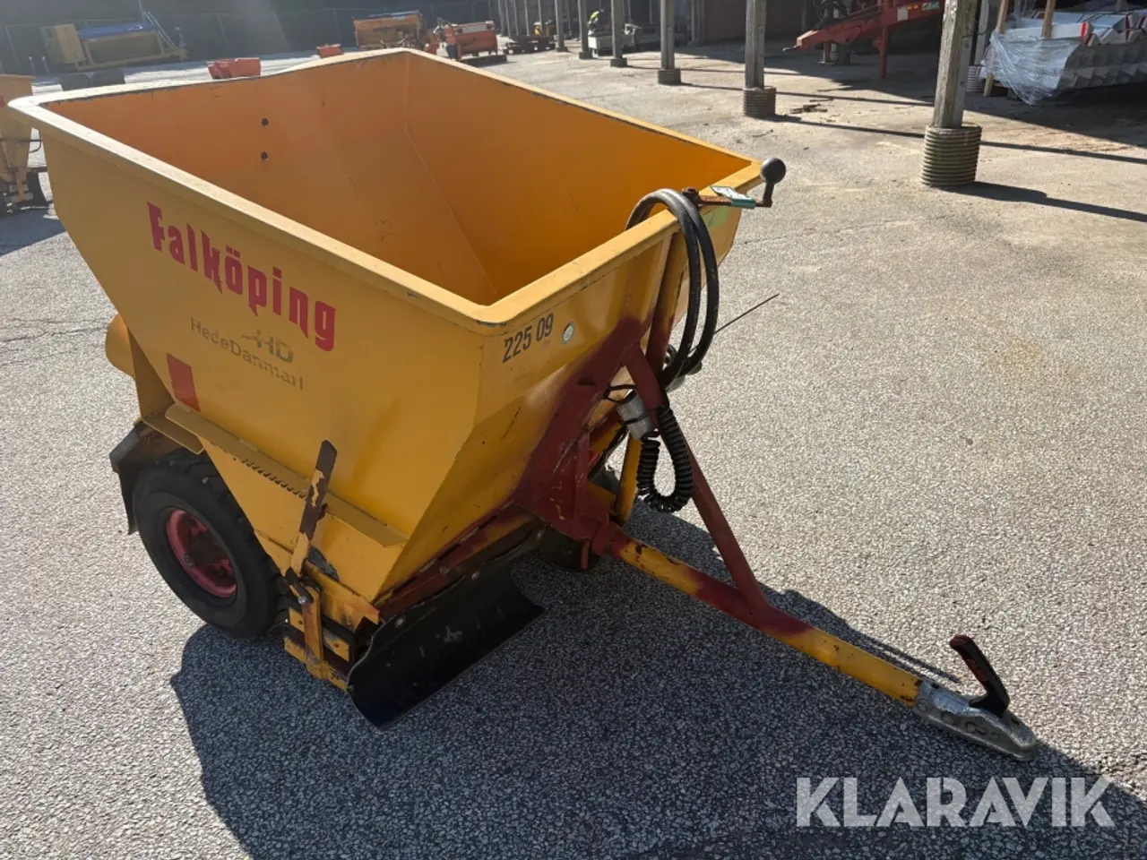 Billede 3 - Saltspreder Falköping T-6 E HYD