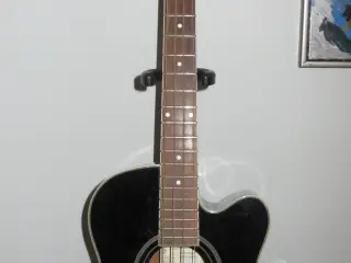 Ibanez semiakustisk bas