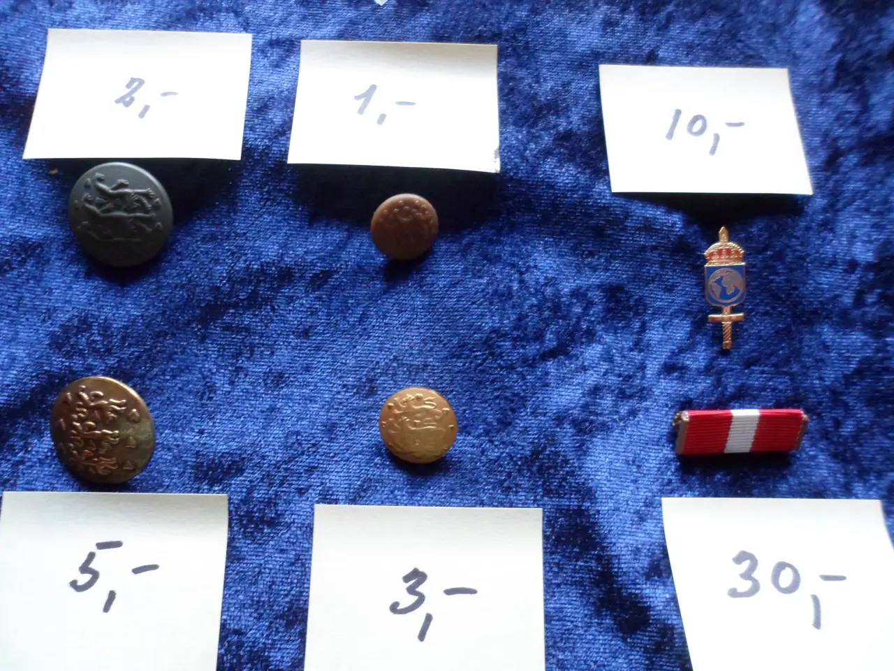 Billede 17 - Regimentsmærker m. m.