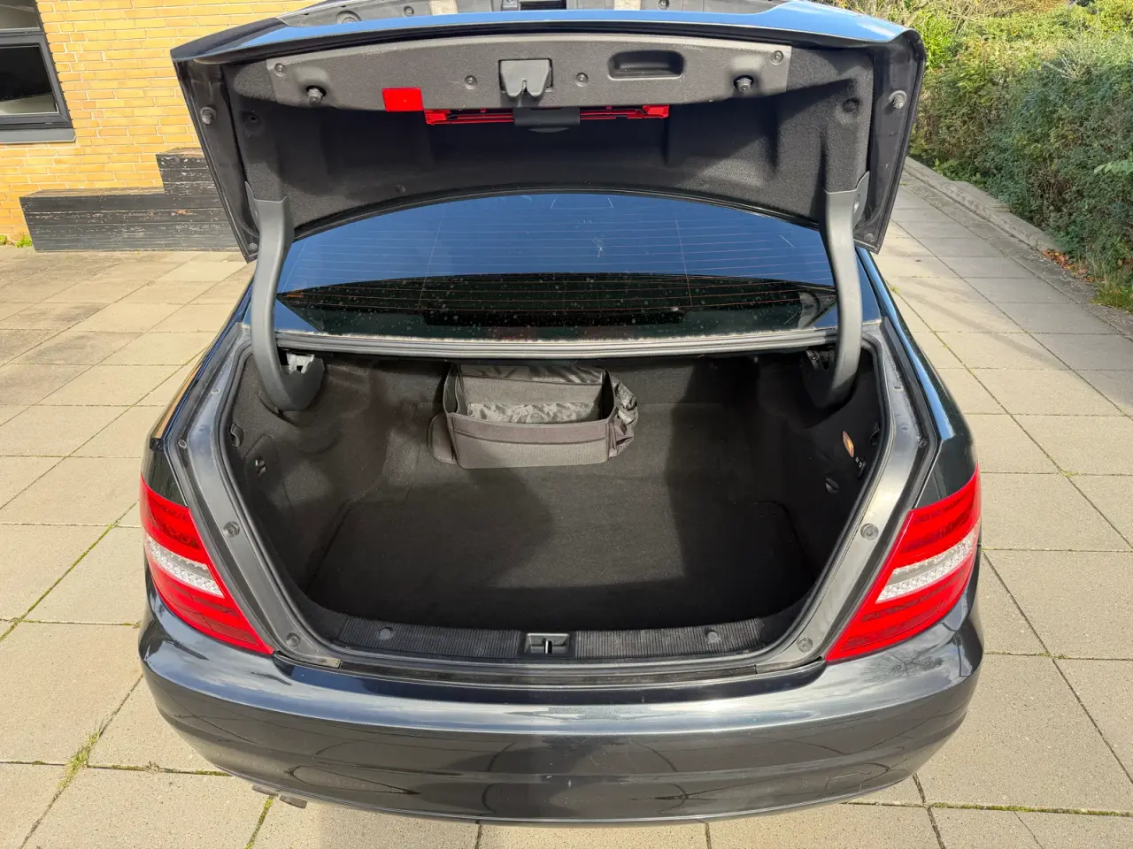 Billede 14 - Flot serviceret Mercedes 180