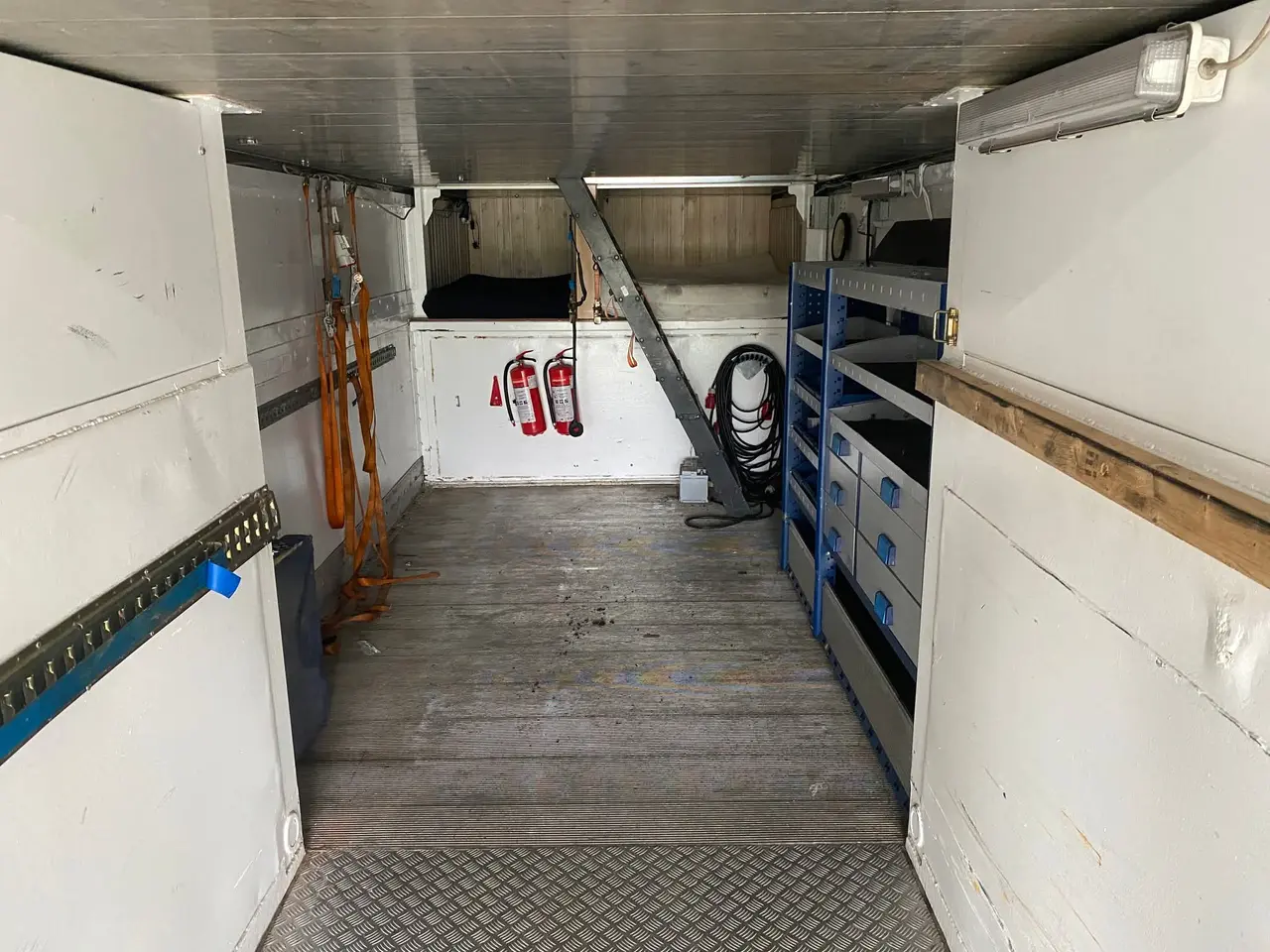 Billede 11 - Volvo FH12 med Wilson trailer og telt