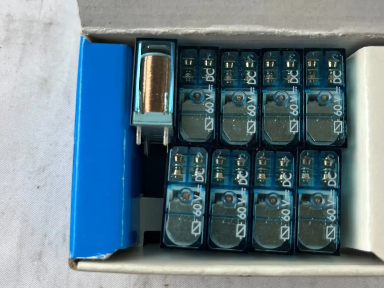 Billede 7 - Finder 40.52.9.060.0000.PAC PCB relæ 60VDC Coil 8A