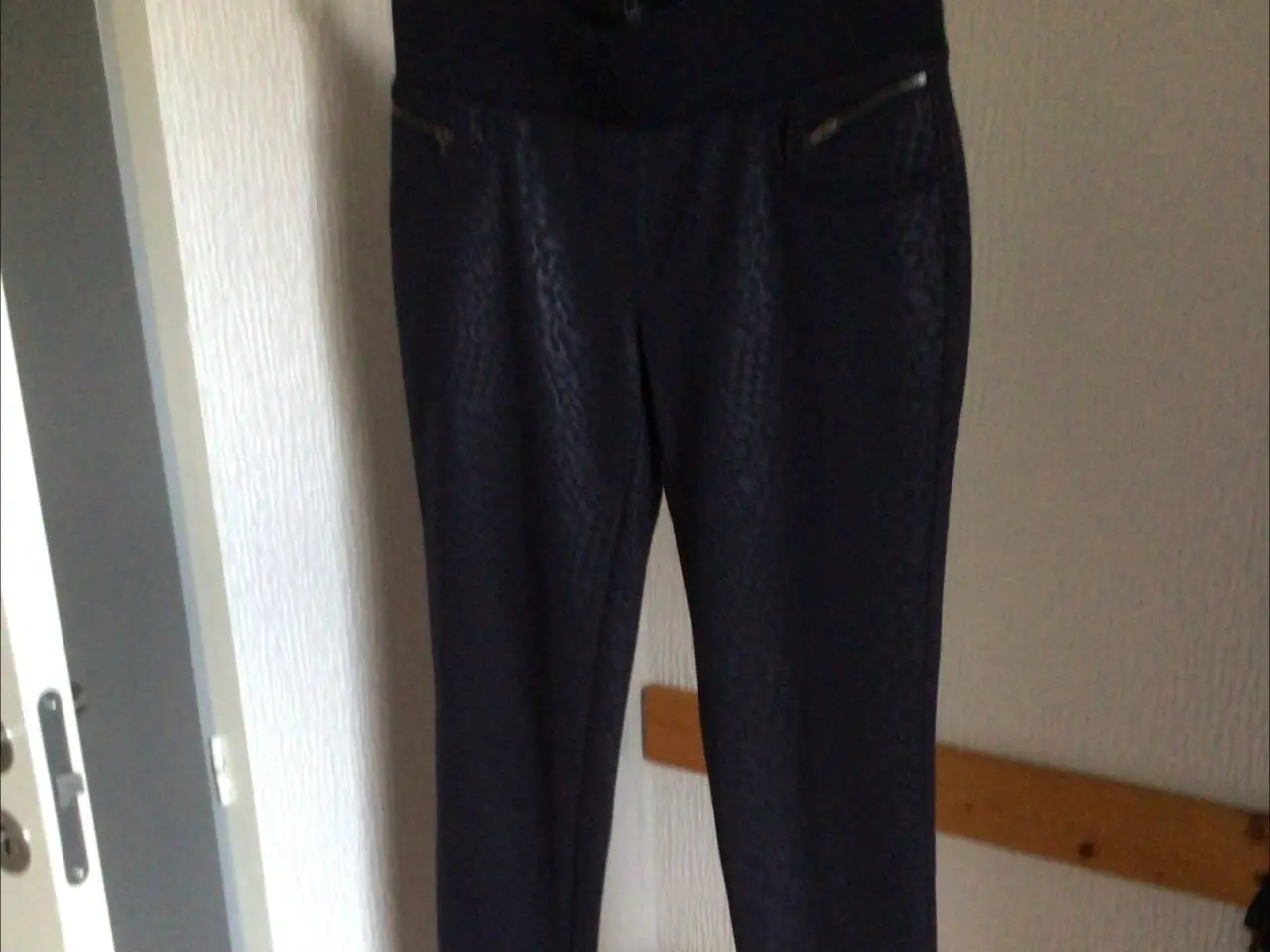 Billede 1 - kello buks str.42