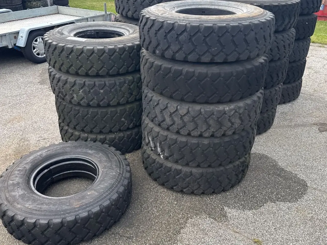 Billede 1 - Michelin 12.00R20 30stk Dæk