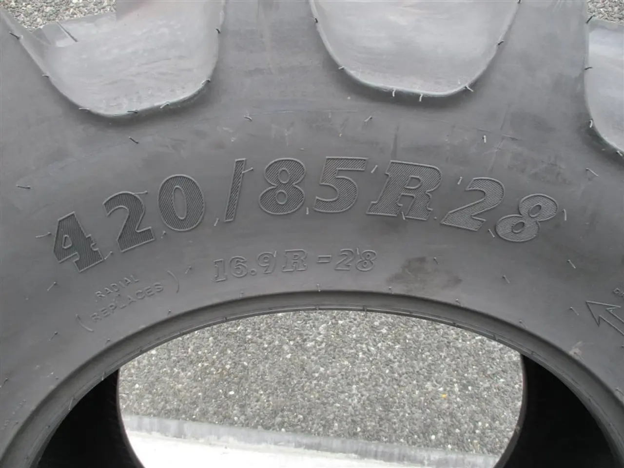 Billede 5 - Speedways 420/85R28 (16.9R28) TL NYE DÆK TIL TRAKTOR