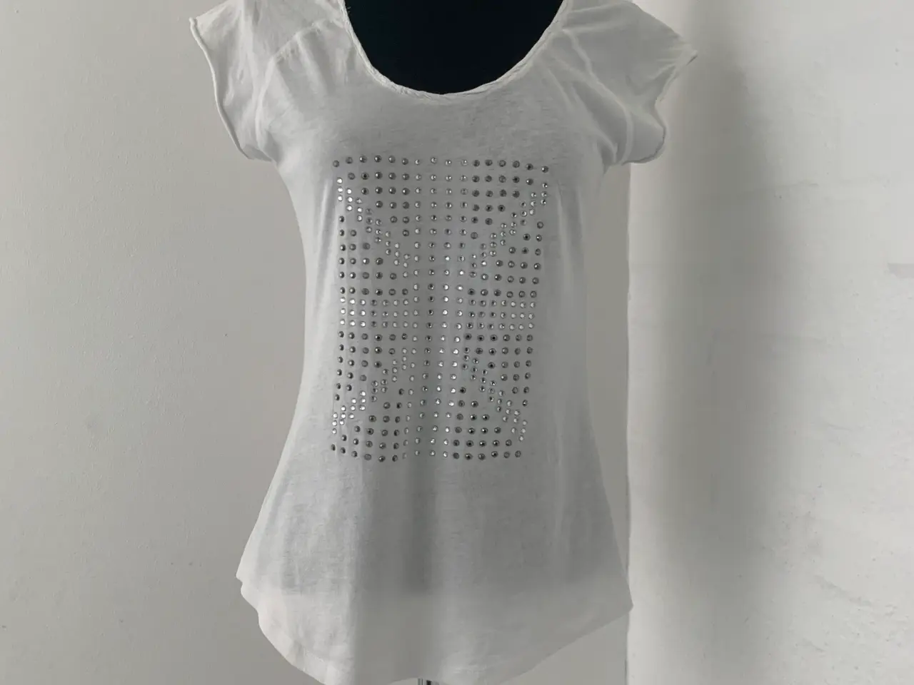 Billede 1 - T-shirt str.36
