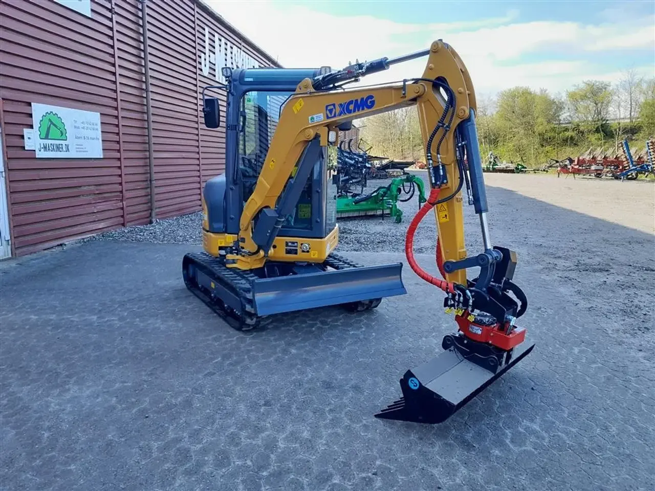 Billede 1 - XCMG xe27e med rototilt