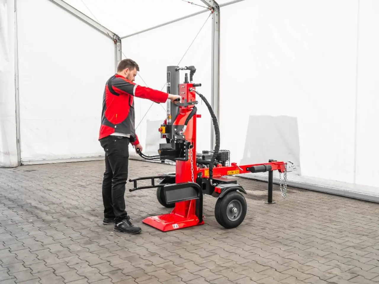 Billede 14 - WoodMaster CWM35B – 35 ton benzin brændekløver (lodret)