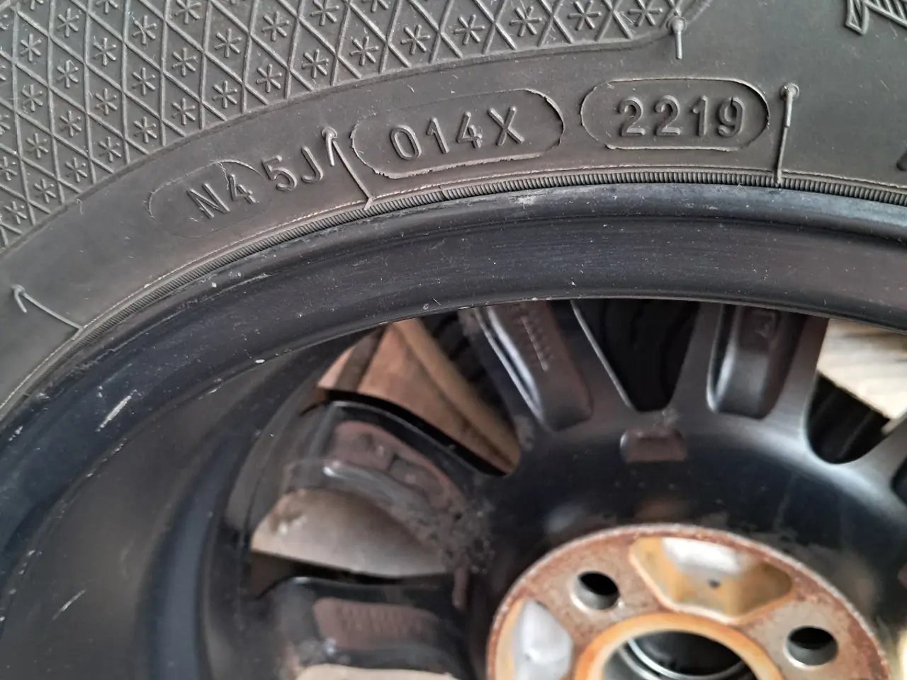 Billede 5 - Sorte aluminum fælge med vinterdæk.