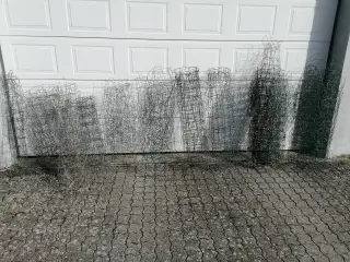 Havehegn / Trådhegn Div. Rester 