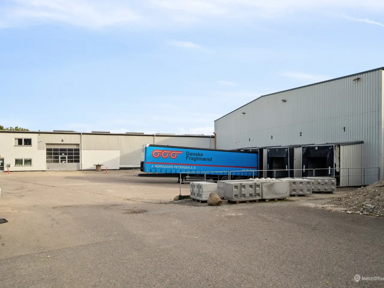 Billede 15 - Lagerlejemål med moderne faciliteter og mulighed for leje af 300 m² kntor