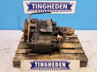 New Holland LB115B Gearkasse 86990715