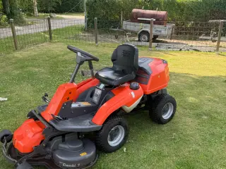 Husqvarna R216 AWD