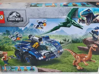 Gallimimus and Pteranodon Breakout, 75940