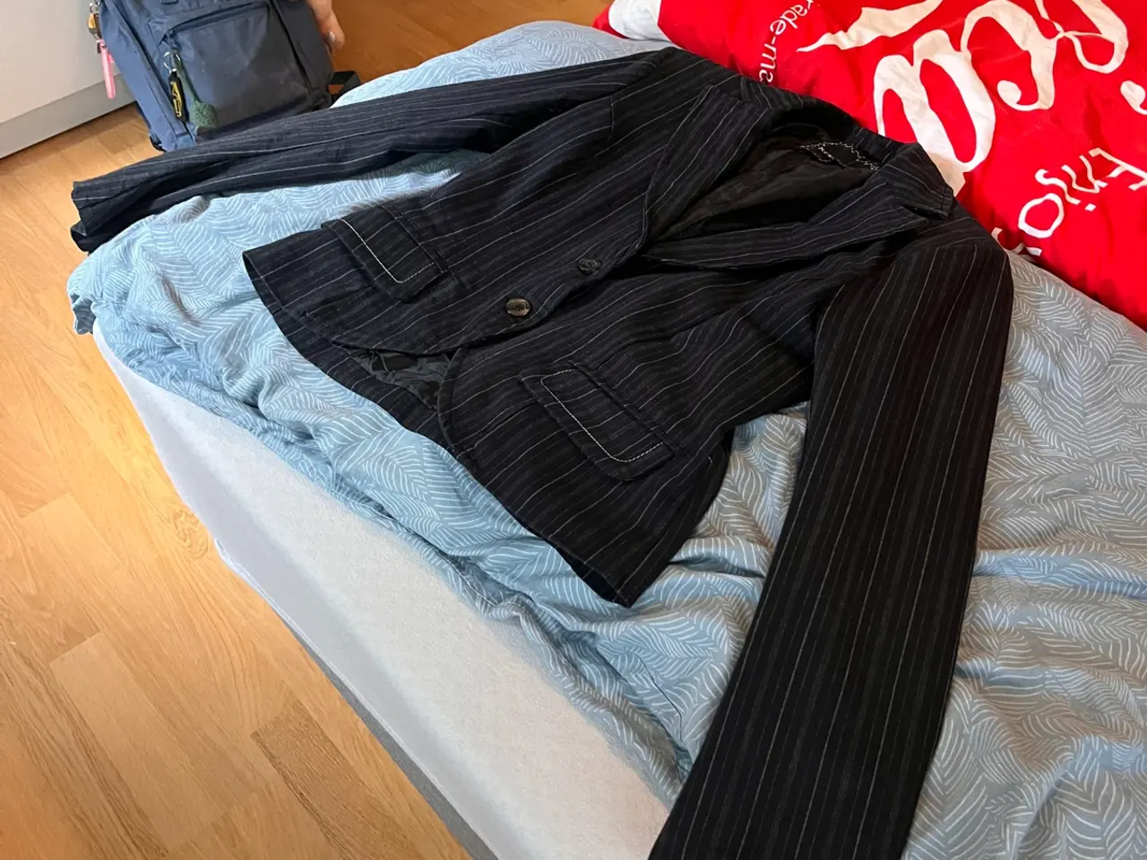 Billede 1 - Nålestribet Blazer str 46
