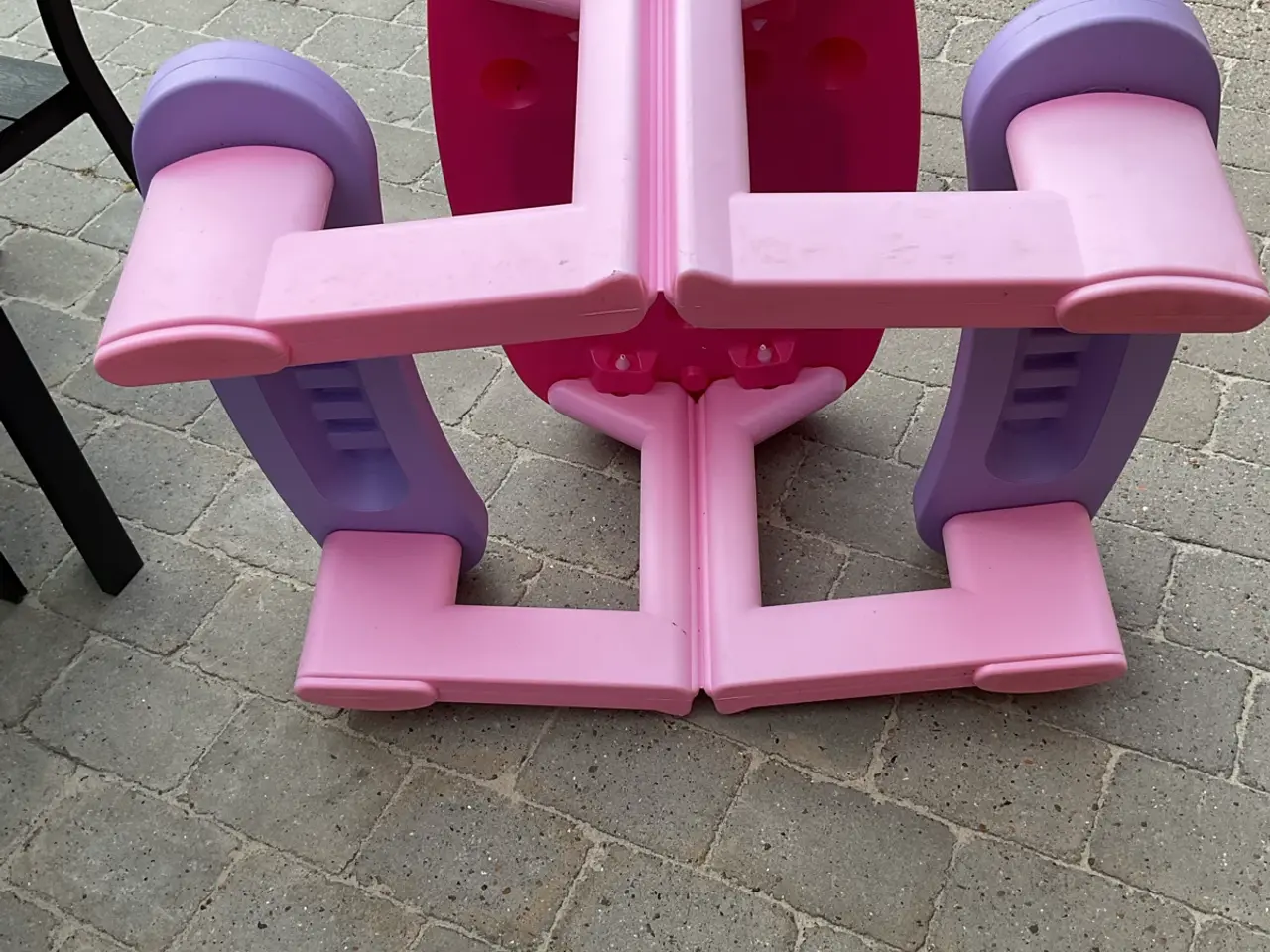 Billede 3 - Bord/bænkesæt HELLO KITTY 