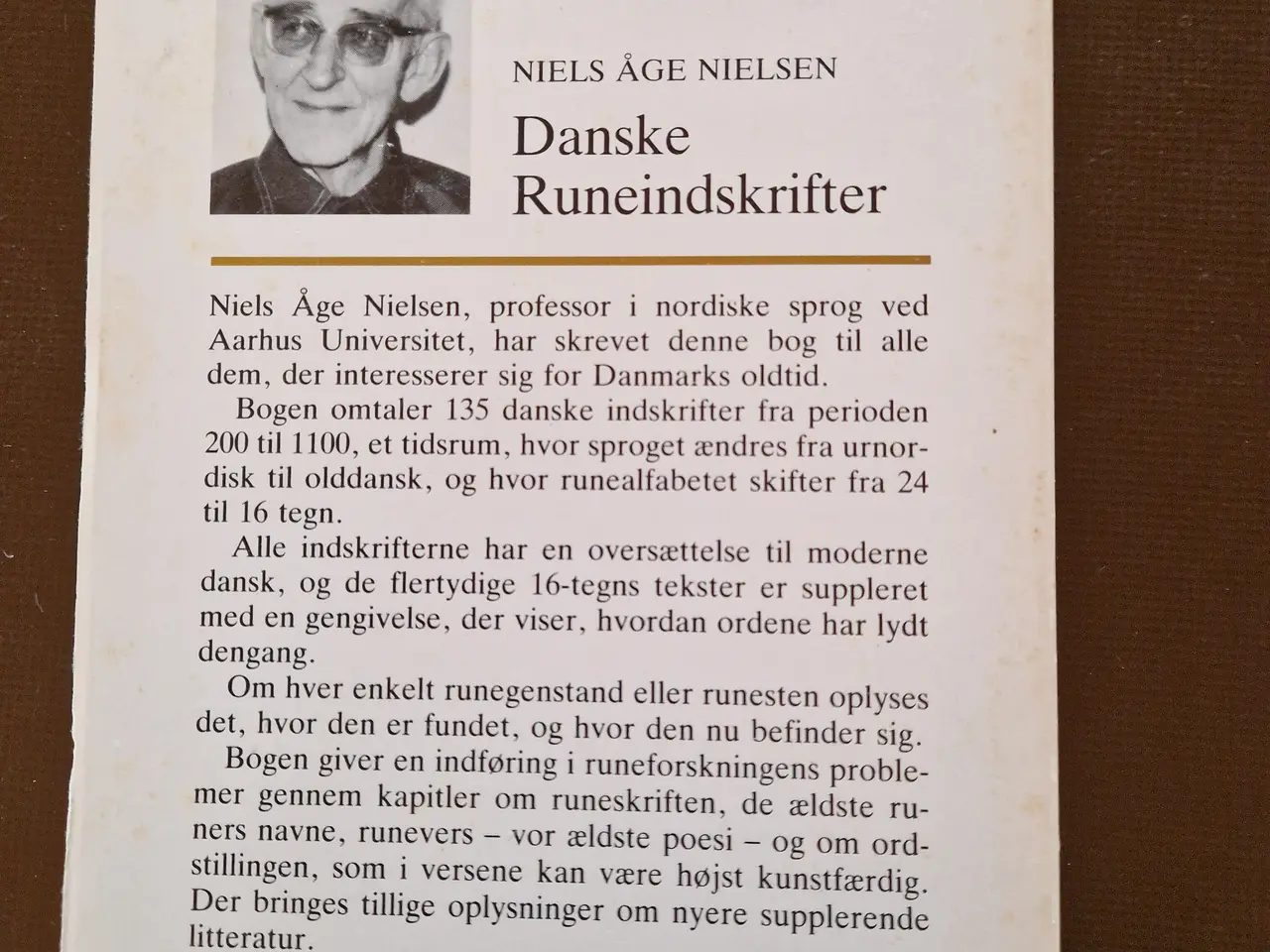Billede 2 - Danske Runeindskrifter fra perioden 200 til 1100.
