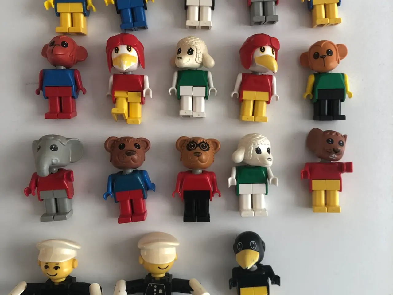 Billede 2 - LEGO 16 forskellige dyr politi flyvemaskine ladcyk