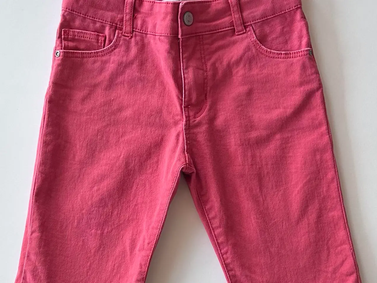 Billede 1 - H&M twillshorts, str. 134