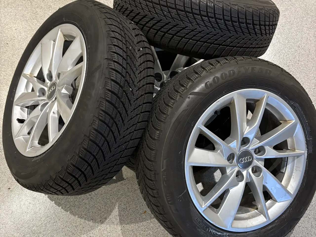 Billede 1 - Vinterhjul med GoodYear dæk