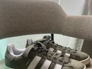 Adidas Campus Sneakers