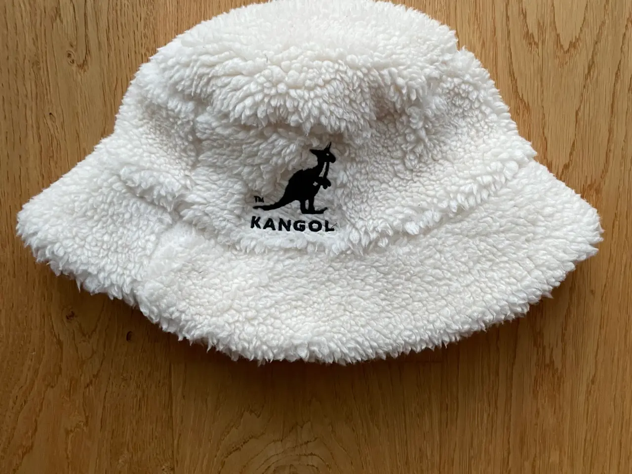 Billede 1 - Kangol x H&M bøllehat