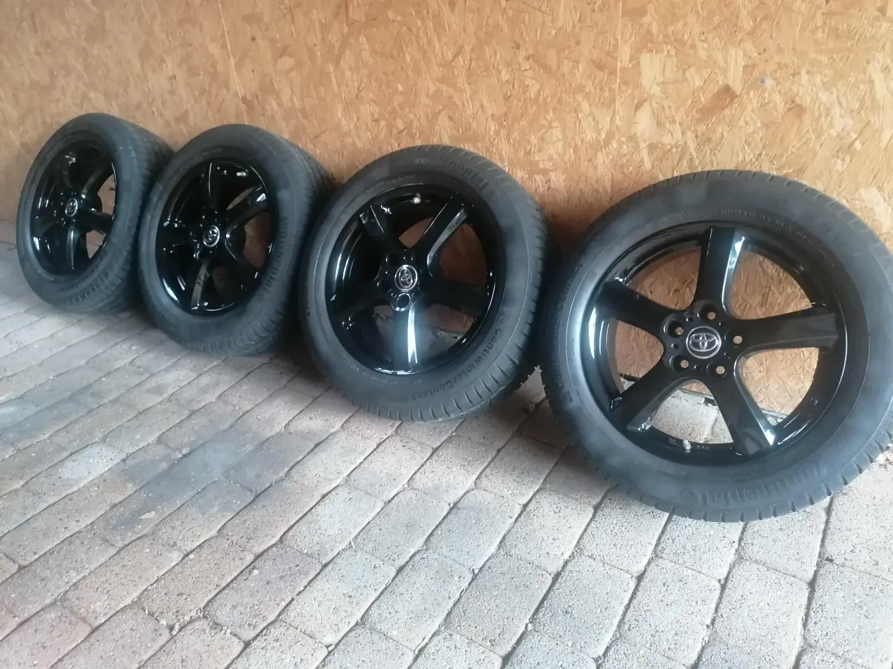 Billede 2 - Toyota fælge 5x114,3 M. Vinterdæk