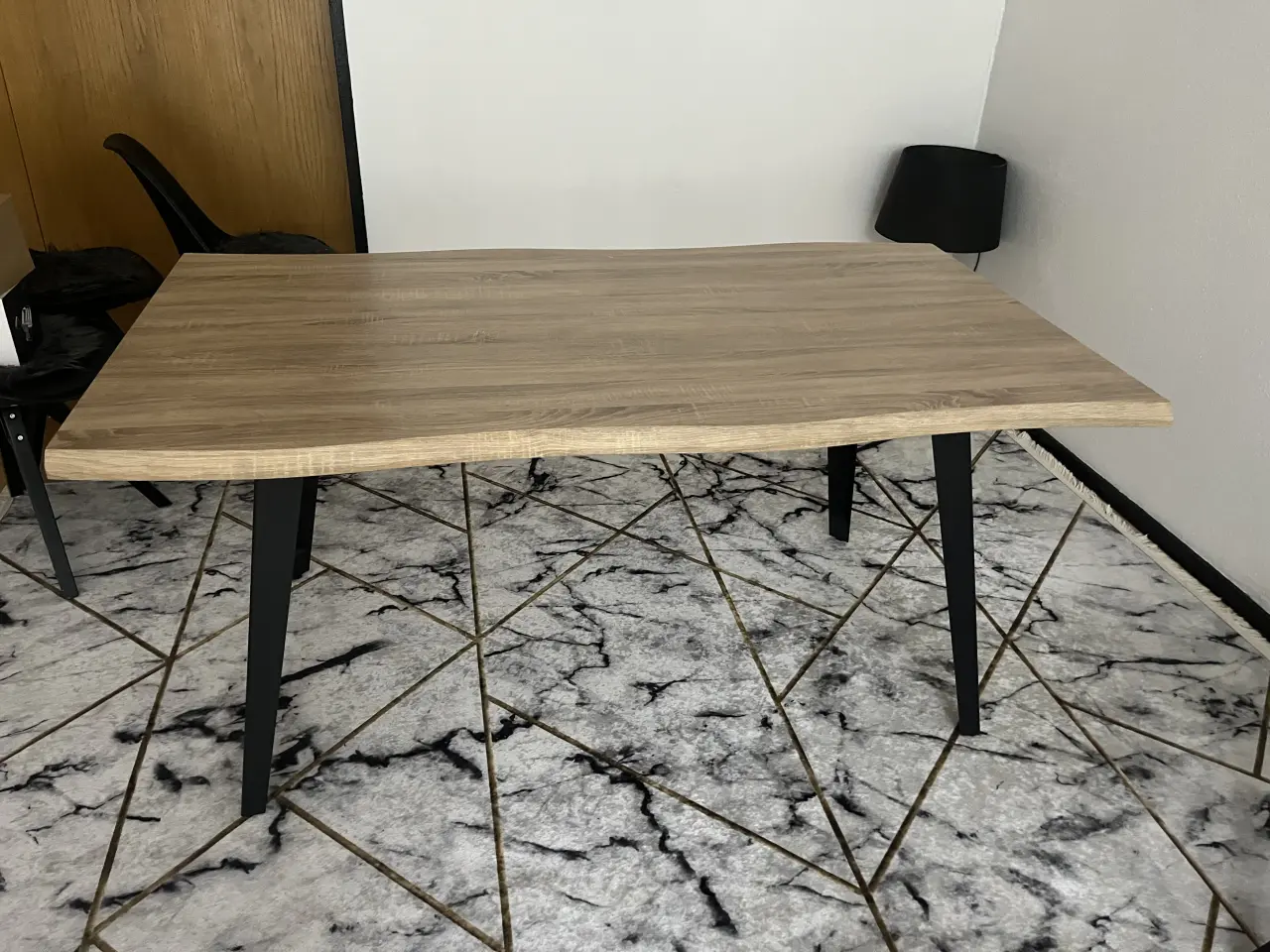 Billede 1 - Spisebord i god stand
