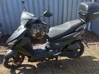 Moto comet scooter 30