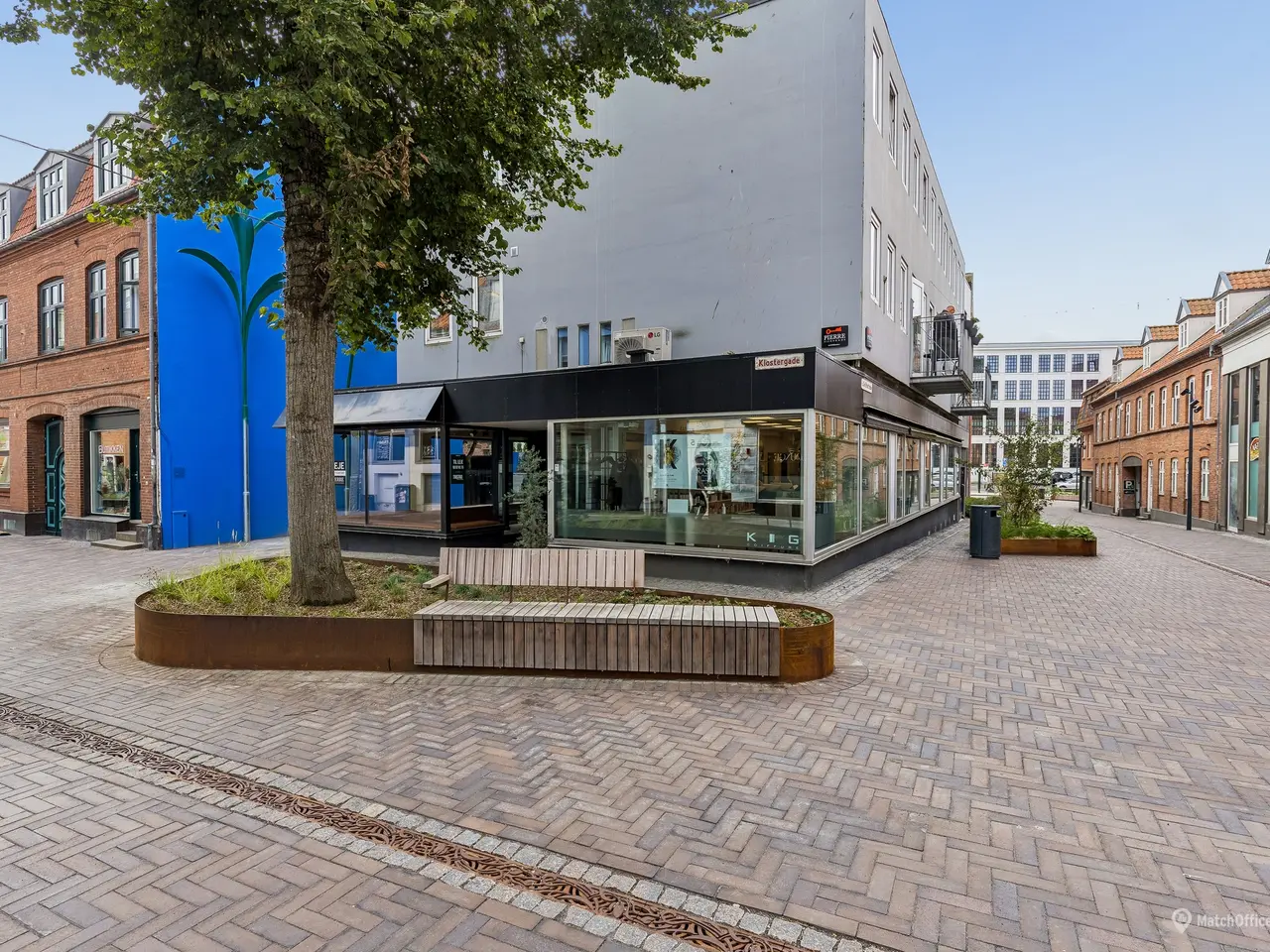 Billede 8 - Moderniseret og flot lejemål med store facadevinduer