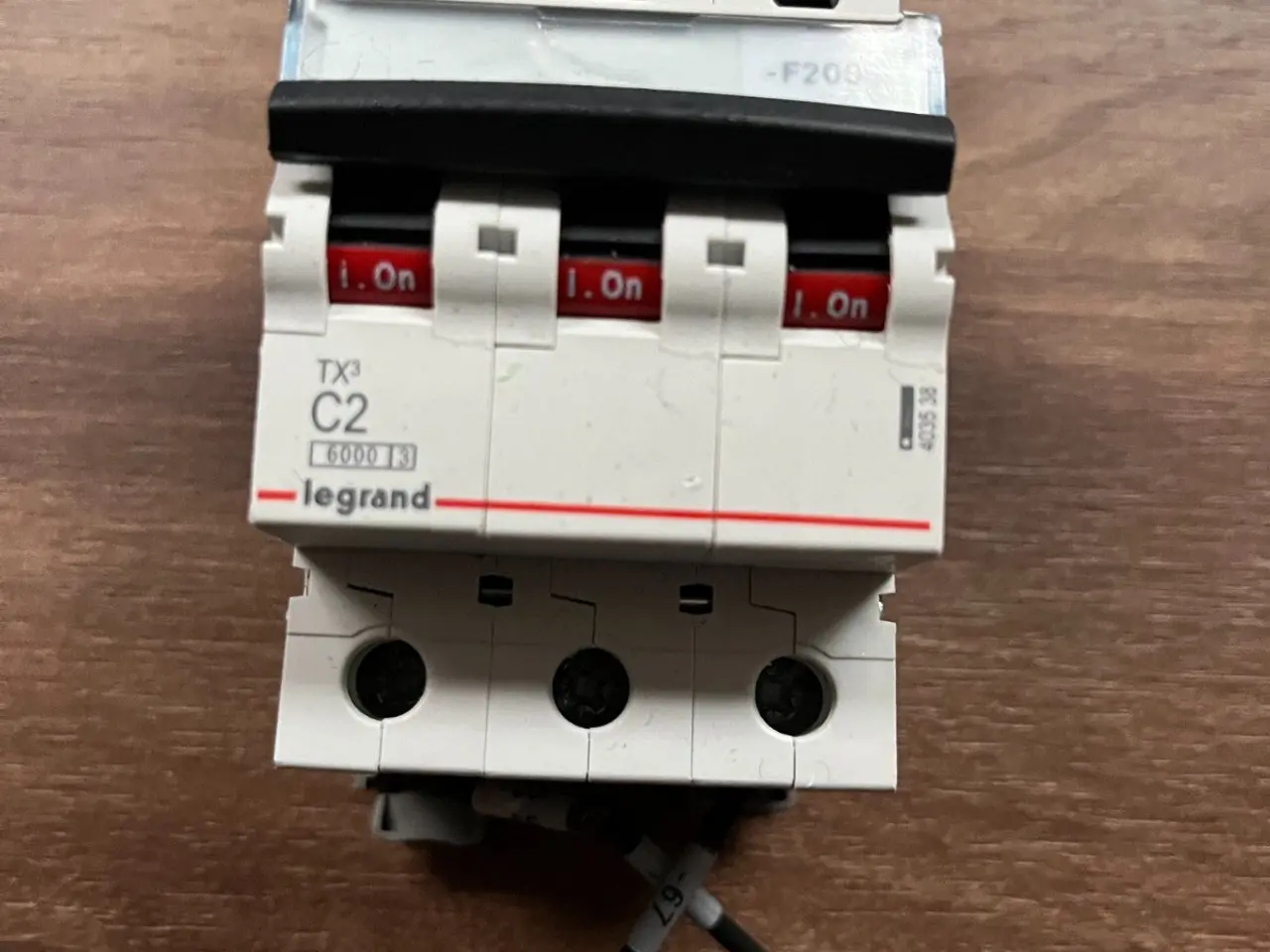 Billede 2 - Legrand TX³ C2 3-Pole automatsikring 6000 3A brugt