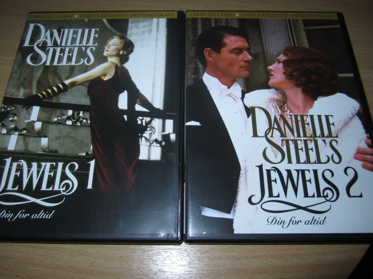Billede 2 - DANIELLE STEELS. Jewels.