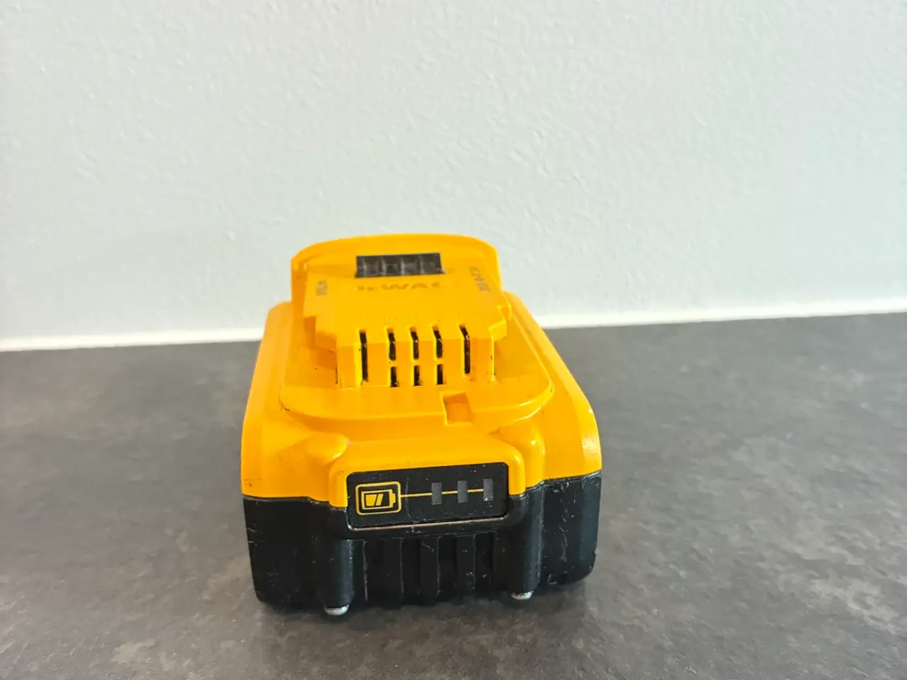 Billede 4 - DeWalt 18V 5.0 Ah XR Li-Ion batteri