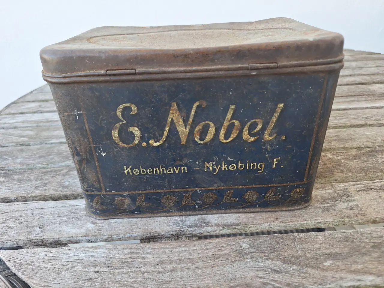 Billede 3 - Gammel E Nobel Røgtobak 1 Kg Tobaksdåse.