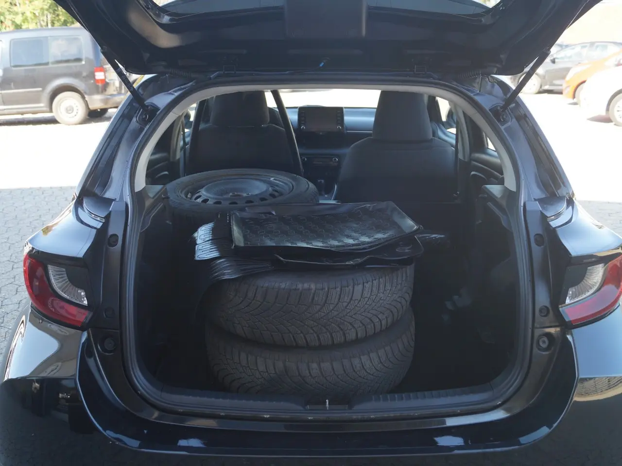 Billede 14 - Toyota Yaris 1,5 Hybrid Active e-CVT Van