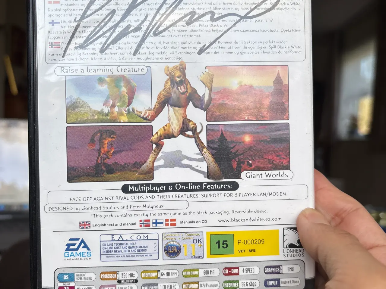 Billede 3 - Black & White –  Signed by Peter Molyneux