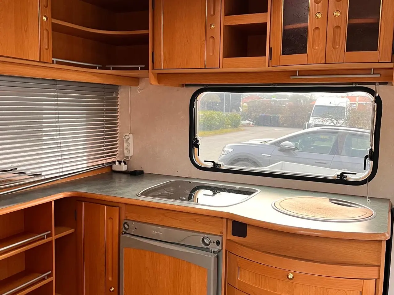 Billede 10 - Adria Unica 502 Campingvogn 