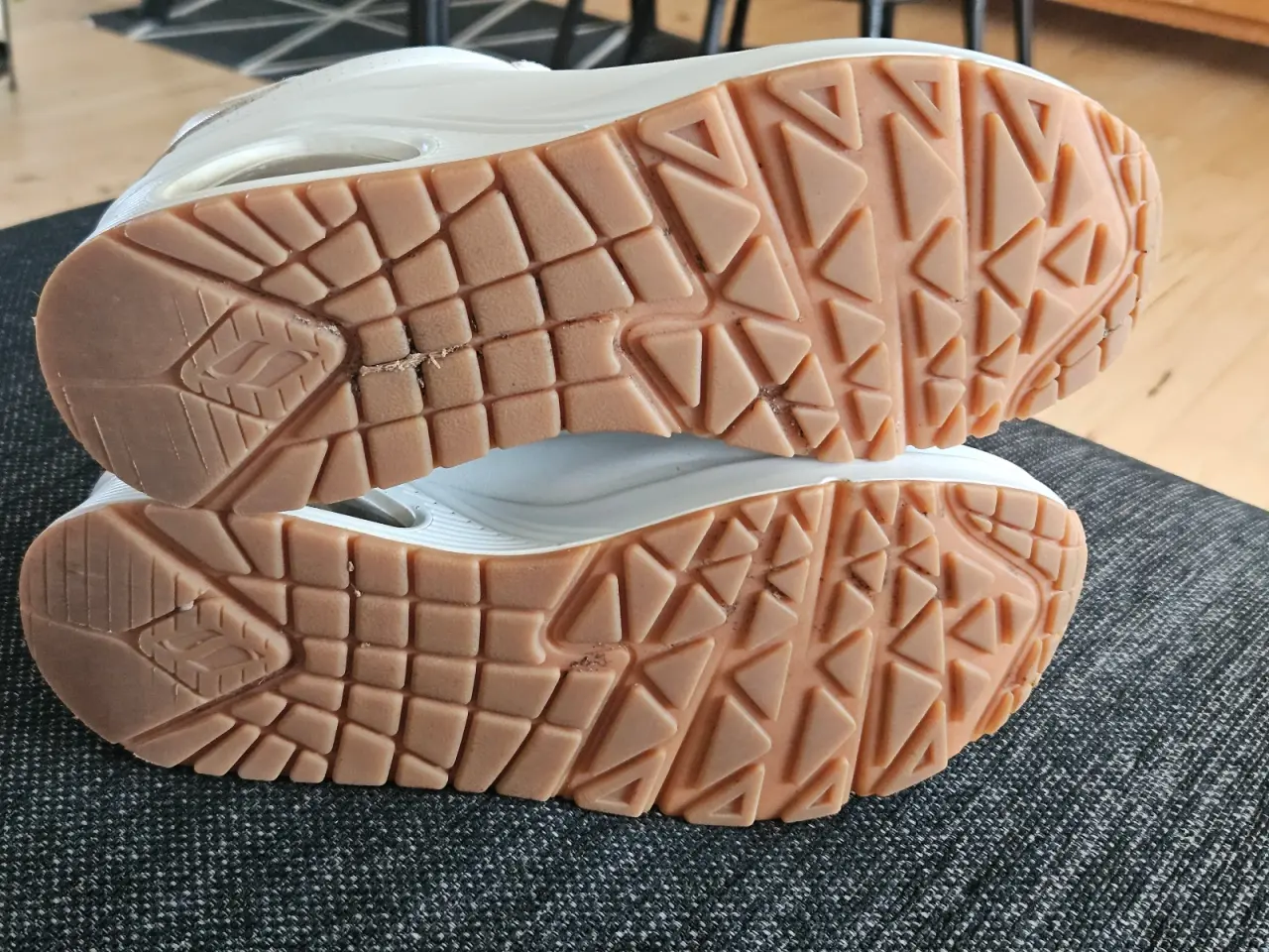 Billede 7 - SMARTE SNEAKERS FRA SKECHERS