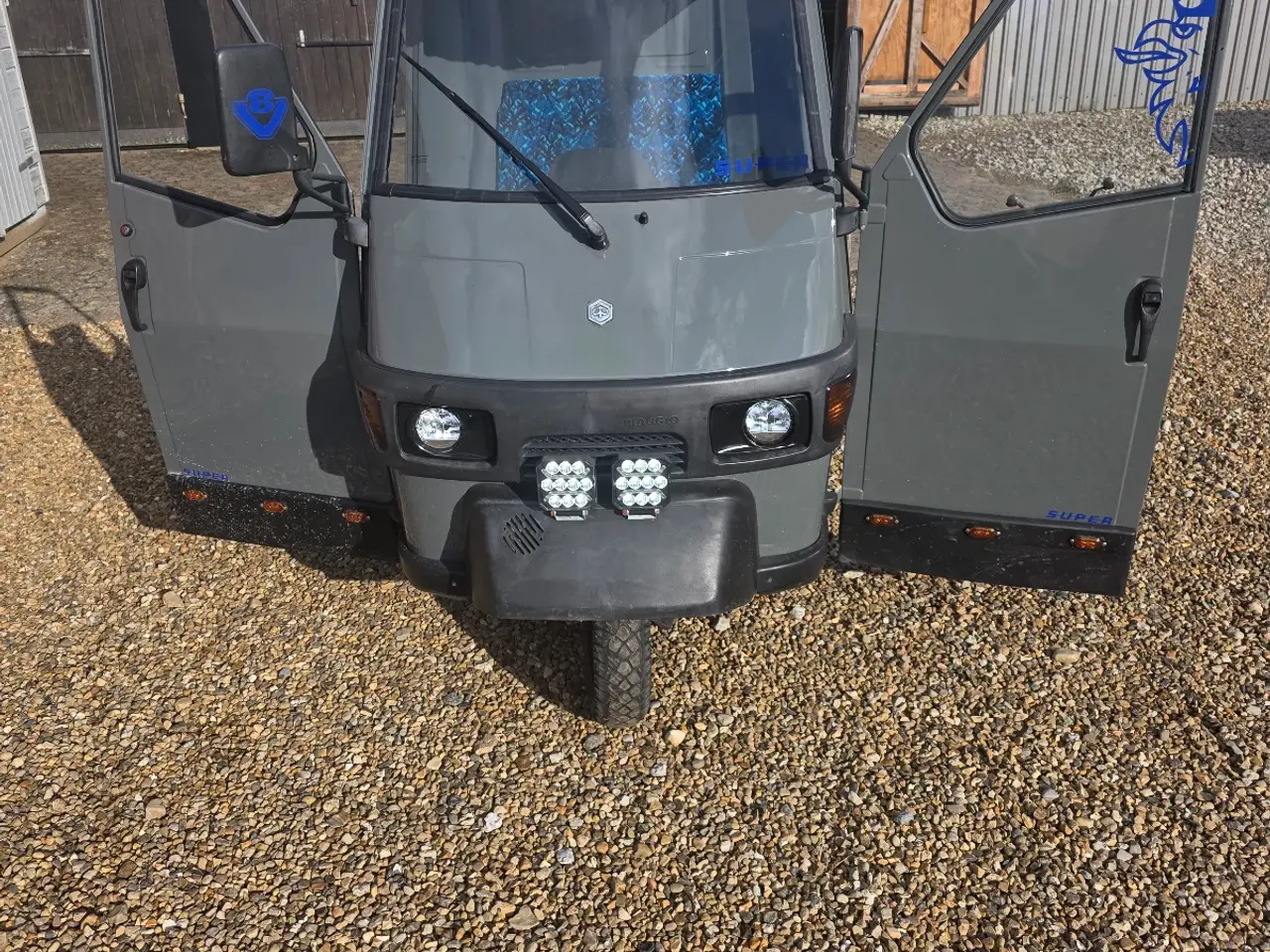 Billede 1 - Tuktuk lille knallert