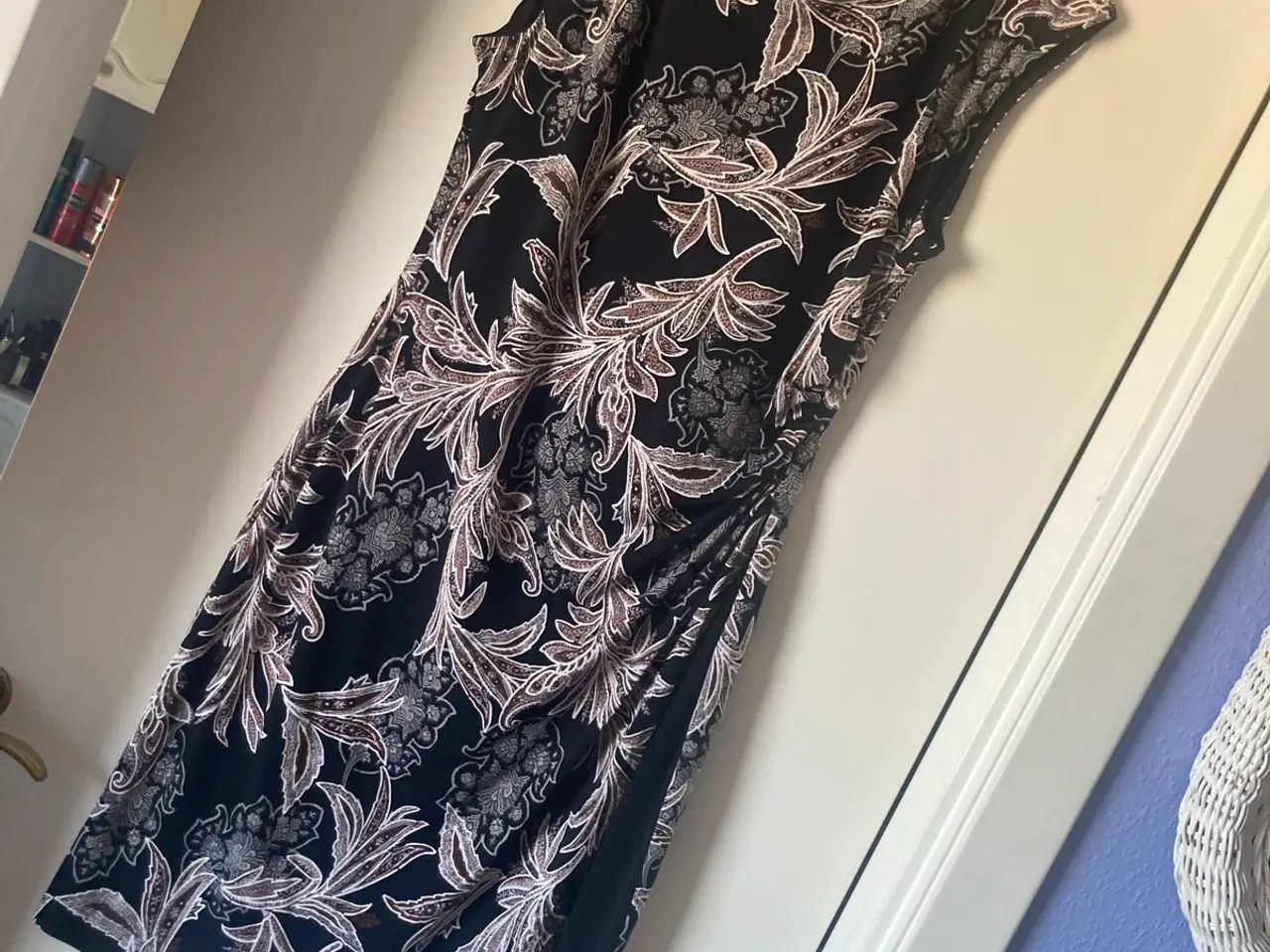 Billede 2 - Flot kjole, mrk. Connected Apparel, str. L (US 10)