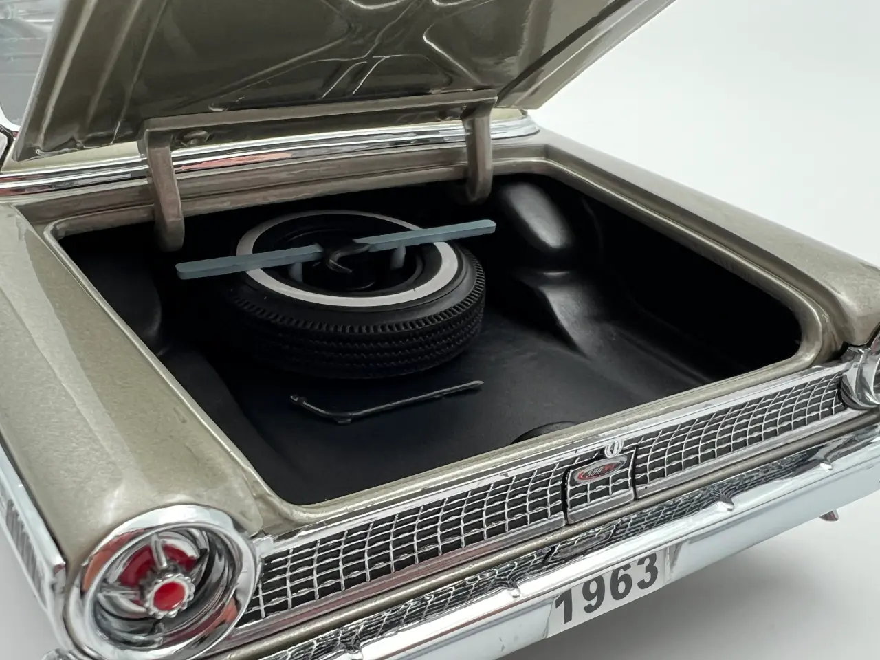 Billede 8 - 1963 Ford Galaxie 500 406 Hard Top 1:18