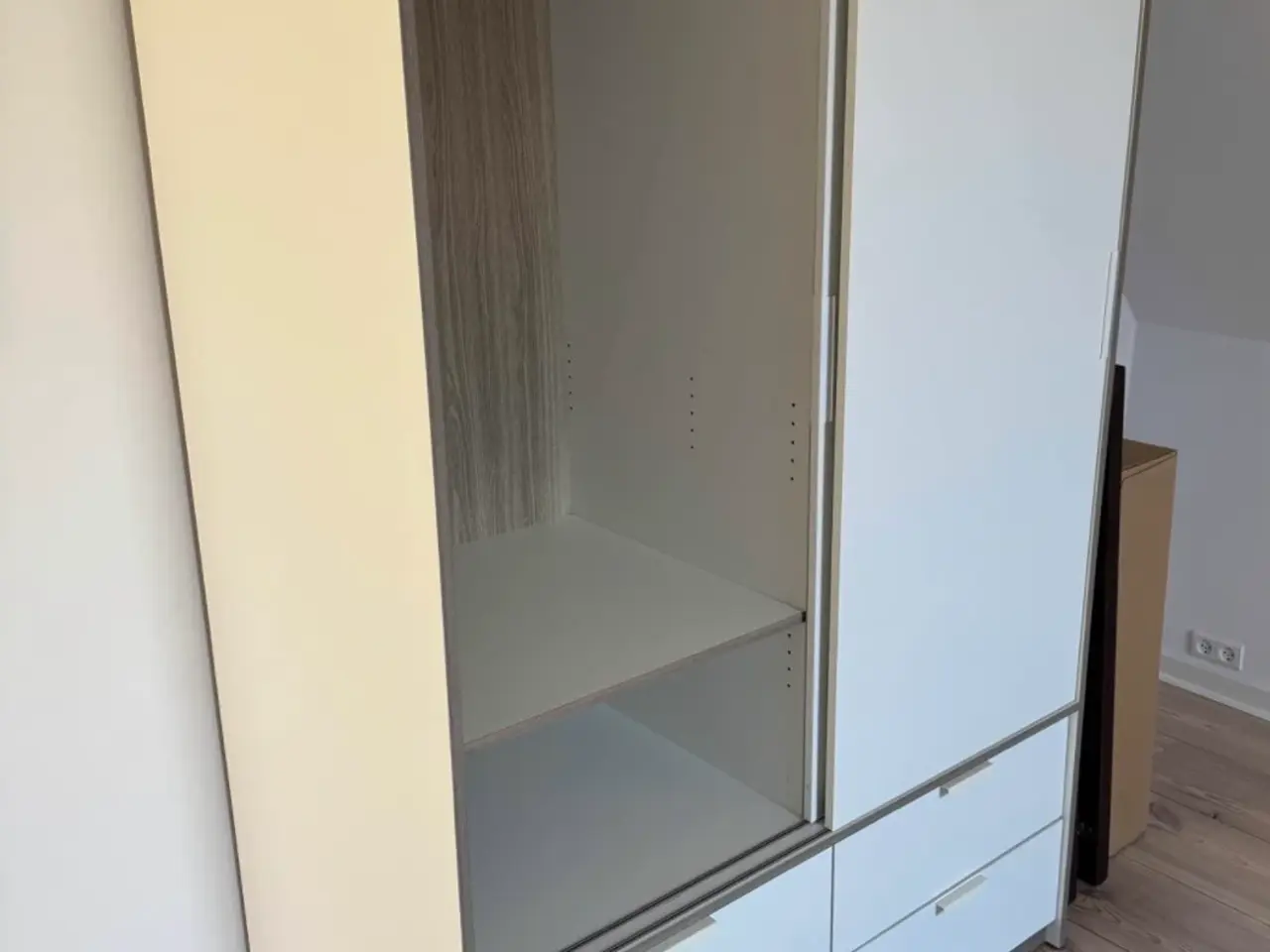 Billede 2 - Trysil garderobeskab fra IKEA
