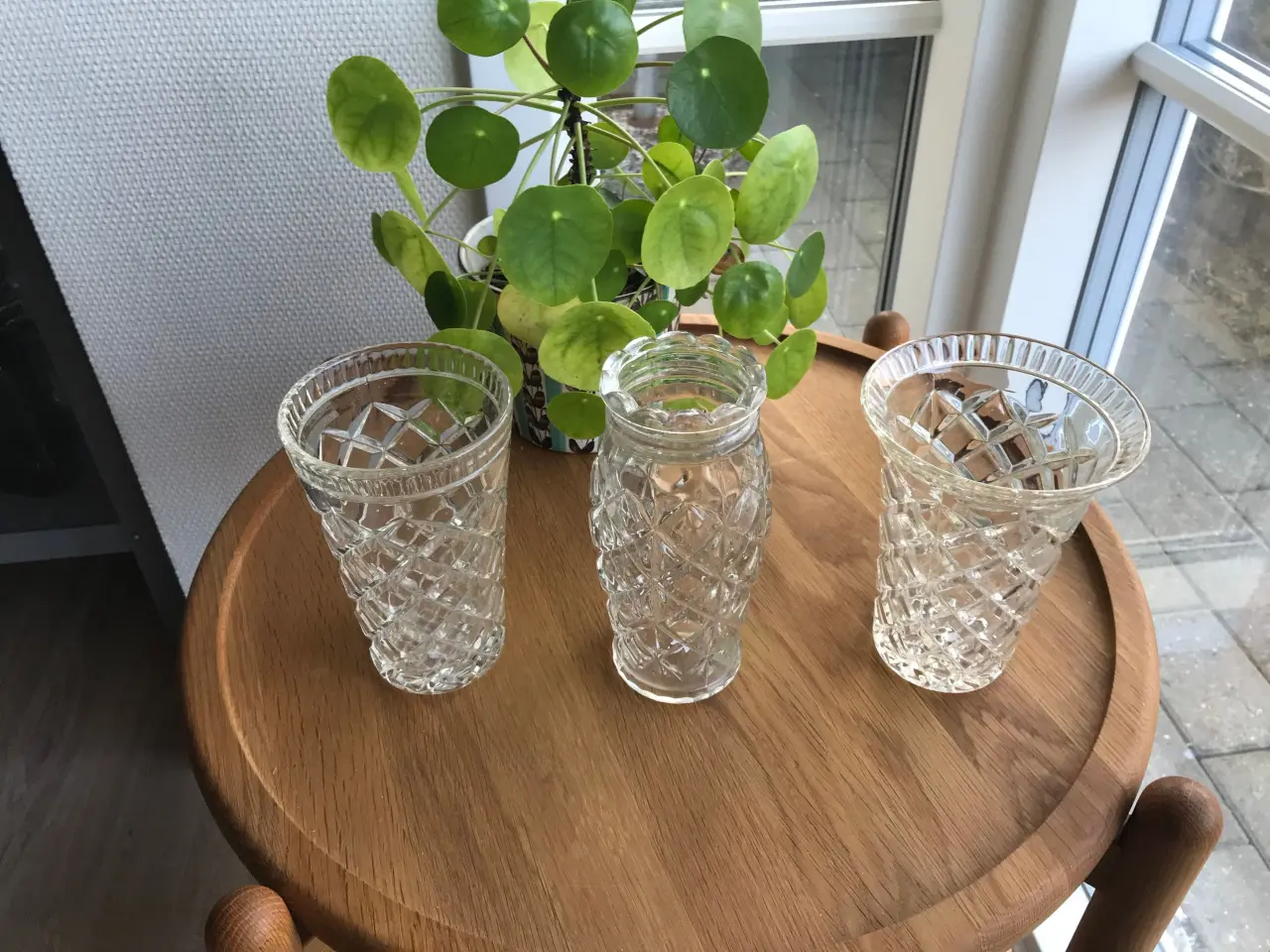 Billede 2 - Gamle Holmegaard vaser i "presset" glas